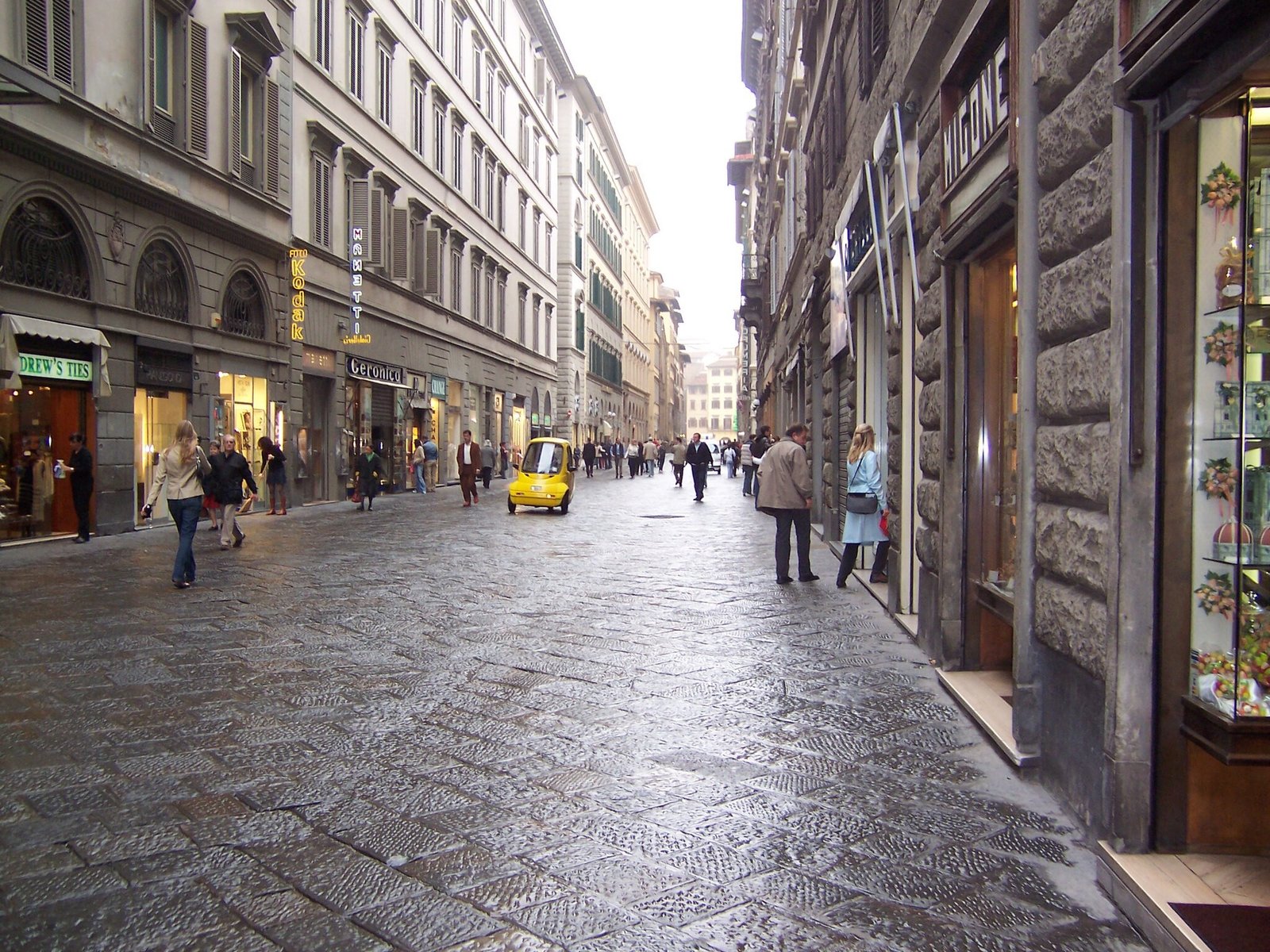 Ilha Deserta com praia de areia branca